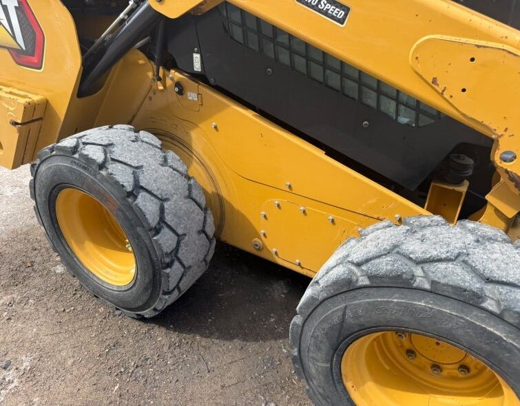 CATERPILLAR  262D3 